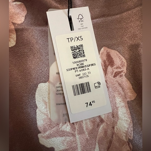 Dynamite Dress XS NWT - Picture 3 of 4